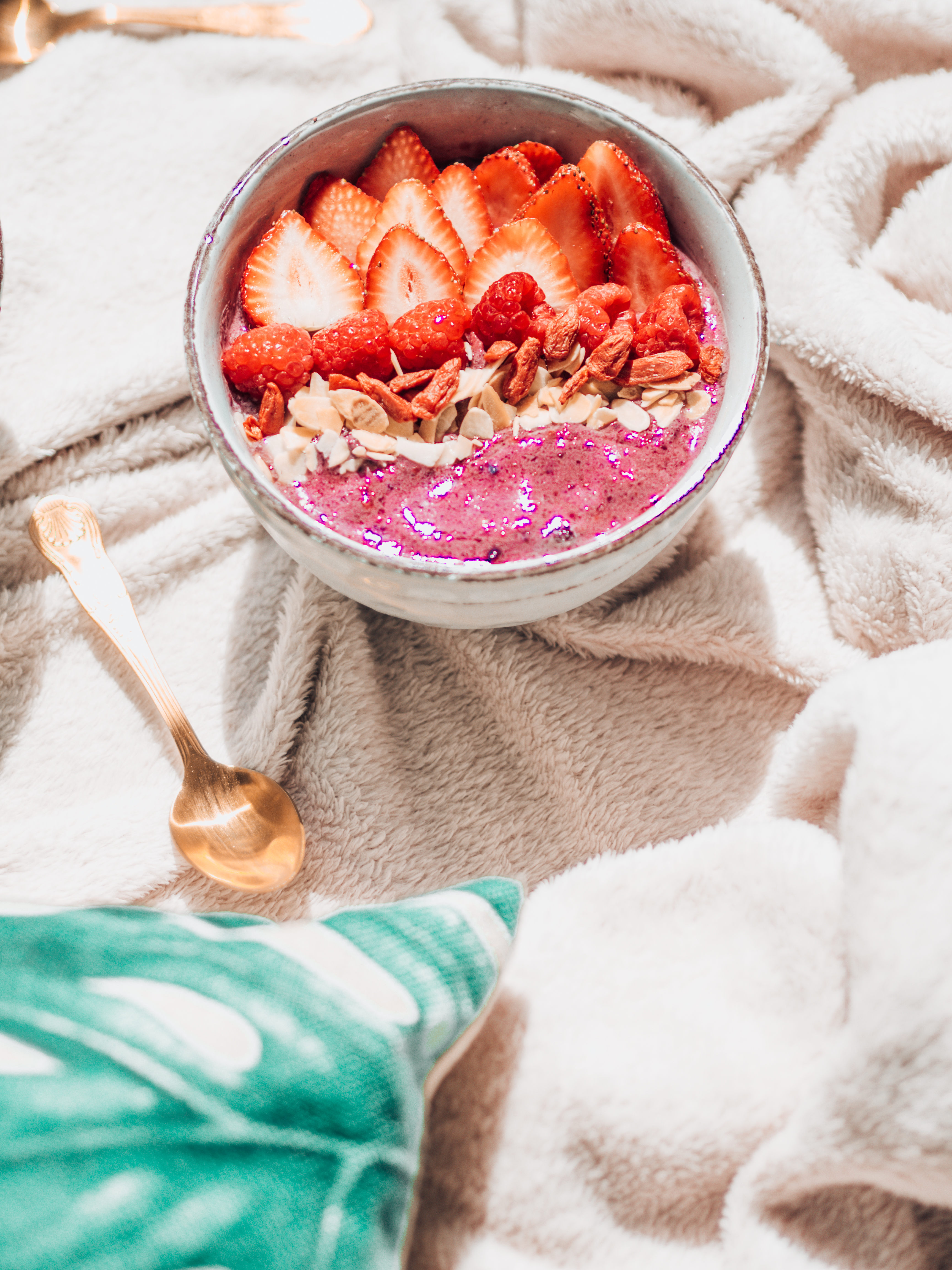 Super Easy and Delicious Acai Bowl Recipe – delilapipoly